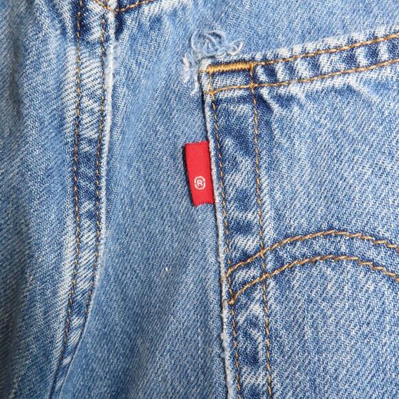 Levi’s High Waisted Straight Size 32 x 27 Distressed Side Butt R Red Tab - Picture 7 of 9